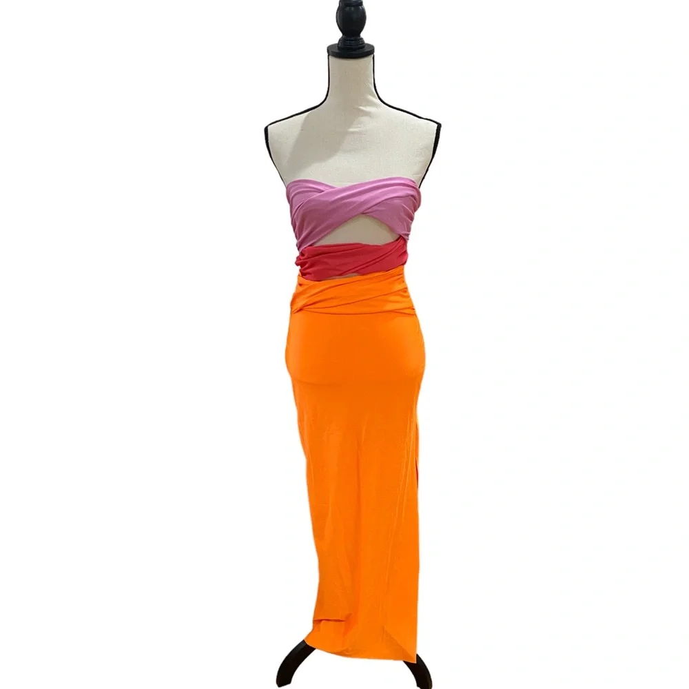 Strapless Twist Cut Out Maxi Dress - Picture 2 of 4